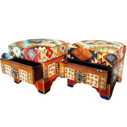 Ottoman Set with Kilim Poshish